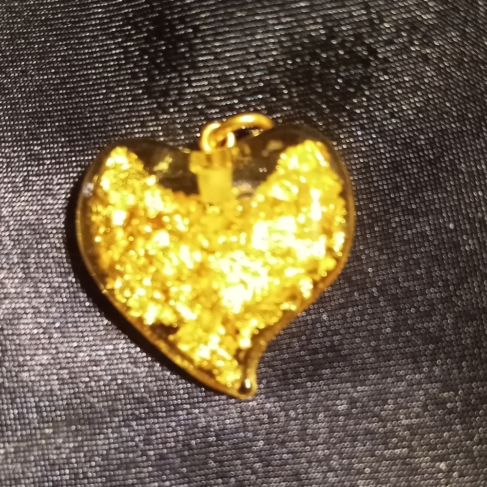 Vintage 14k heart pendant